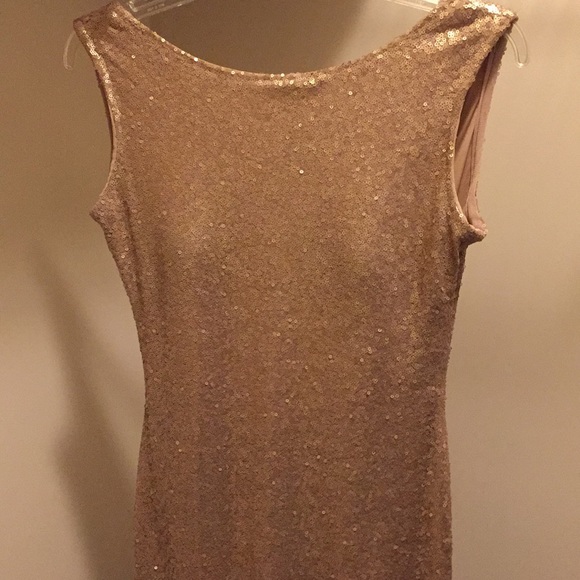 Gorgeous gold dress - Picture 2 of 5